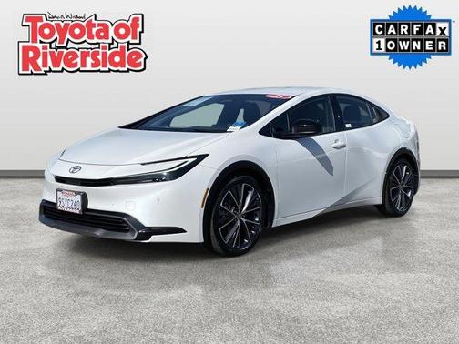 2025 Toyota Prius XLE