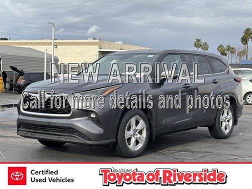 2024 Toyota Highlander LE