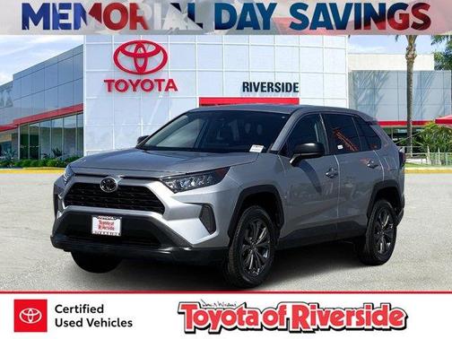 2022 Toyota RAV4 LE