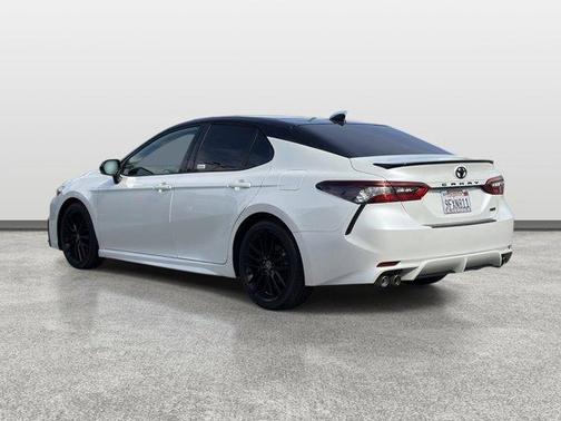 Wind Chill Pearl / Midnight Black Metallic 2023 Toyota Camry XSE V6