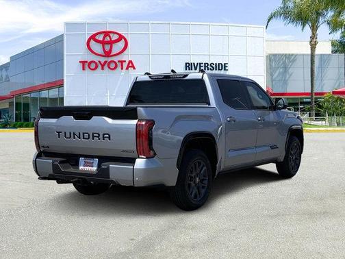 2025 Toyota Tundra Hybrid Platinum