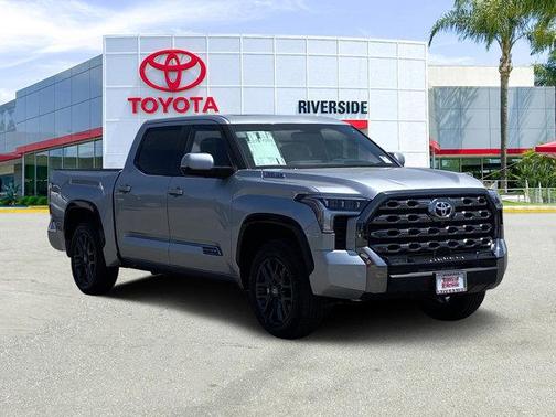 2025 Toyota Tundra Hybrid Platinum