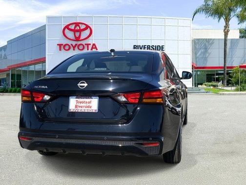 2025 Nissan Altima S