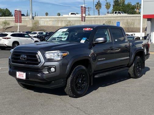 2022 Toyota Tacoma SR5