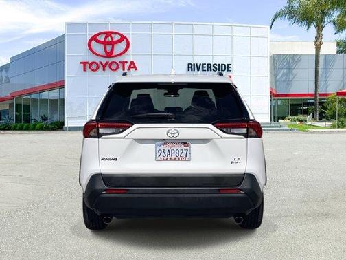 2025 Toyota RAV4 Hybrid LE