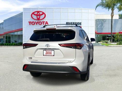 2020 Toyota Highlander XLE