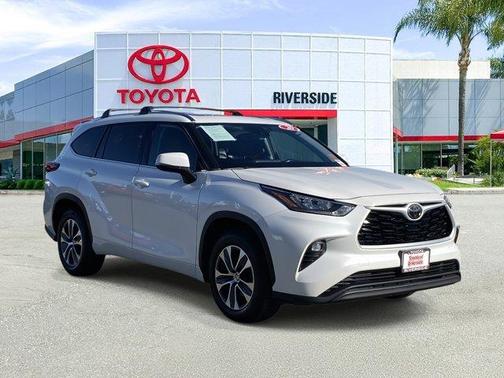 2020 Toyota Highlander XLE