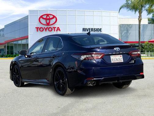 2021 Toyota Camry Hybrid XSE