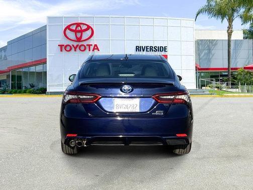 2021 Toyota Camry Hybrid XSE