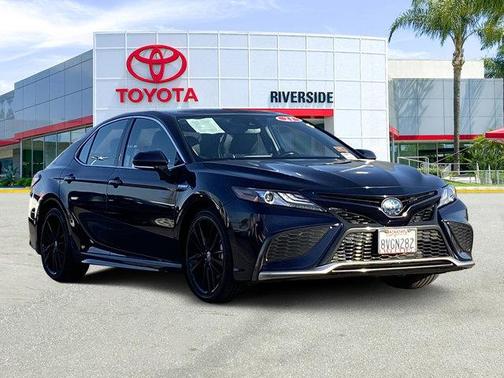 2021 Toyota Camry Hybrid XSE