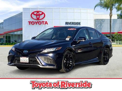 2021 Toyota Camry Hybrid XSE
