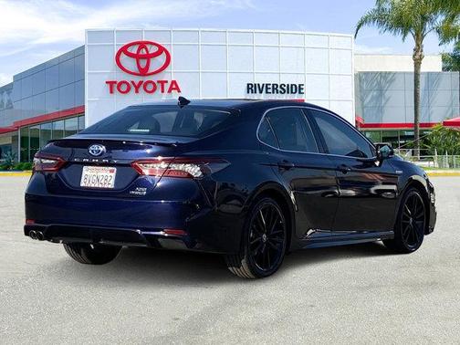 2021 Toyota Camry Hybrid XSE