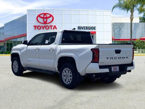 2025 Toyota Tacoma SR5