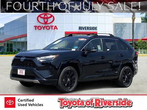2022 Toyota RAV4 Hybrid SE
