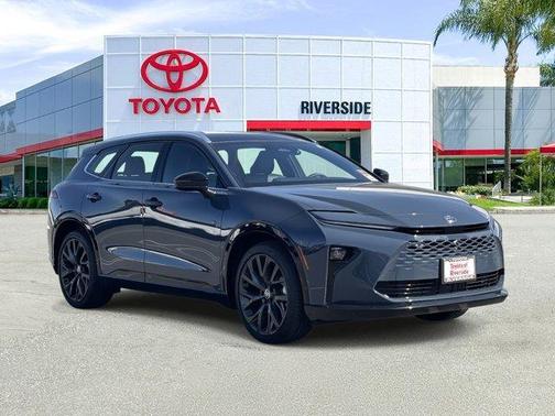 2025 Toyota Crown Signia LIMITED