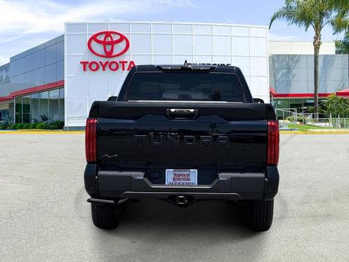 2025 Toyota Tundra SR5