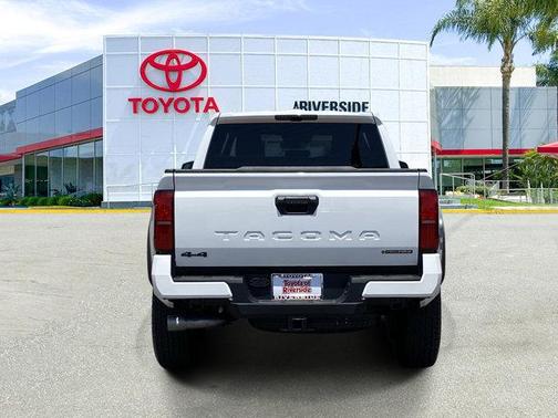 2025 Toyota Tacoma Hybrid TRD Off Road
