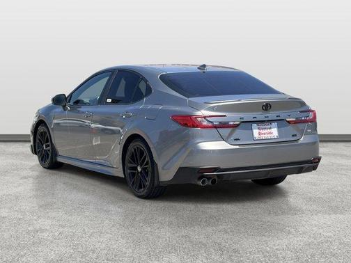 Metal 2025 Toyota Camry SE