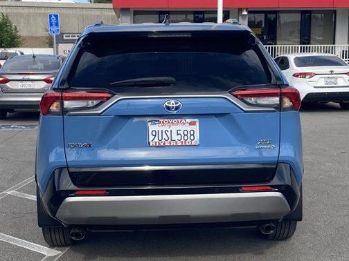 2022 Toyota RAV4 Hybrid XSE