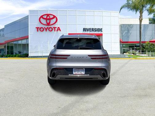 2022 Genesis GV70 2.5T