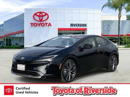 2025 Toyota Prius XLE