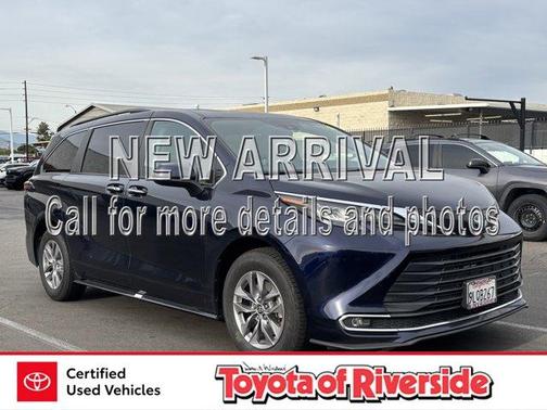 2024 Toyota Sienna XLE