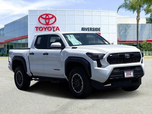 2025 Toyota Tacoma Hybrid TRD Off Road