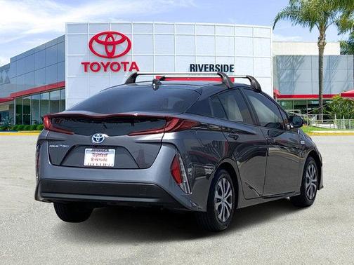 2021 Toyota Prius Prime LE