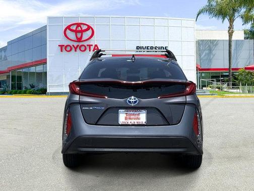 2021 Toyota Prius Prime LE
