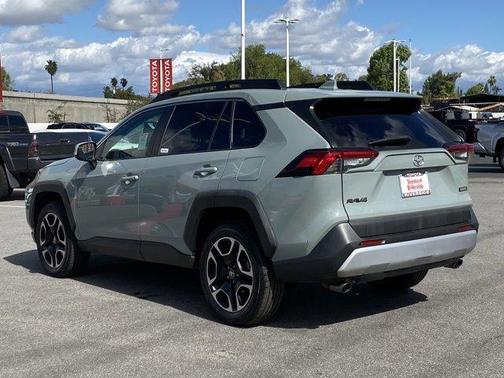 2019 Toyota RAV4 Adventure