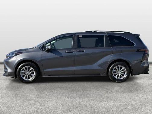 Magnetic Gray Metallic 2025 Toyota Sienna LE