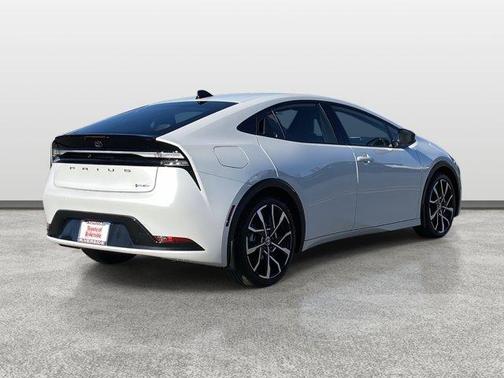 Wind Chill Pearl 2026 Toyota Prius Plug-In Hybrid XSE