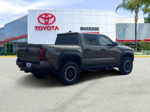 2025 Toyota Tacoma Hybrid TRD Off Road