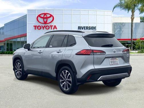 2024 Toyota Corolla Cross XLE