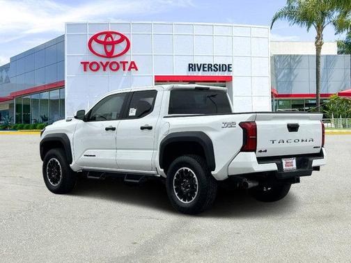 2025 Toyota Tacoma Hybrid TRD Off Road