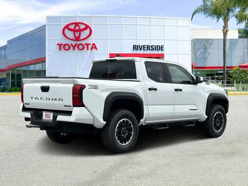 2025 Toyota Tacoma Hybrid TRD Off Road