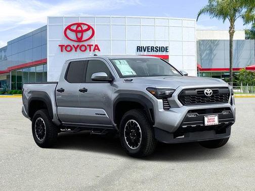 2025 Toyota Tacoma Hybrid TRD Off Road