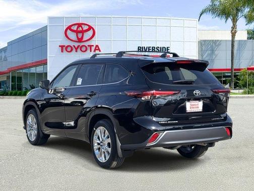 2026 Toyota Highlander Limited