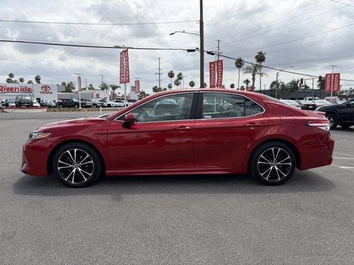 Red 2020 Toyota Camry SE