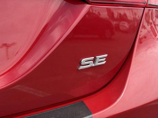 Red 2020 Toyota Camry SE