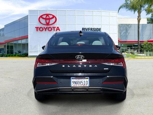 2024 Hyundai ELANTRA HEV Limited