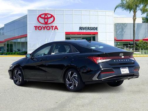 2024 Hyundai ELANTRA HEV Limited