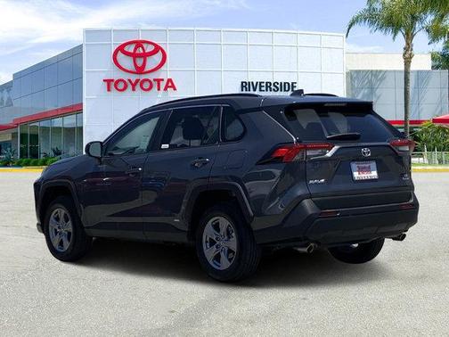 2025 Toyota RAV4 Hybrid LE