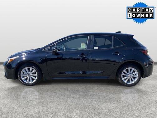 2025 Toyota Corolla Hatchback SE