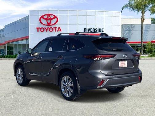 2025 Toyota Highlander Limited