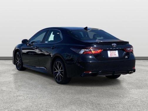 Midnight Black Metallic 2024 Toyota Camry SE