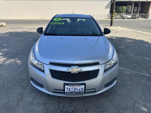2012 Chevrolet Cruze LS