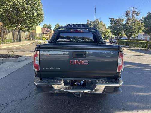 2017 GMC Canyon Base