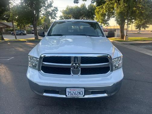 2019 RAM 1500 SLT