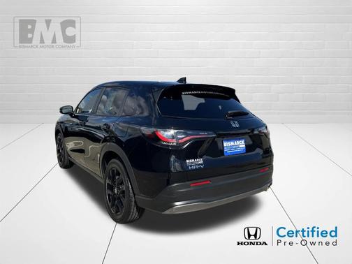 Crystal Black Pearl 2024 Honda HR-V Sport